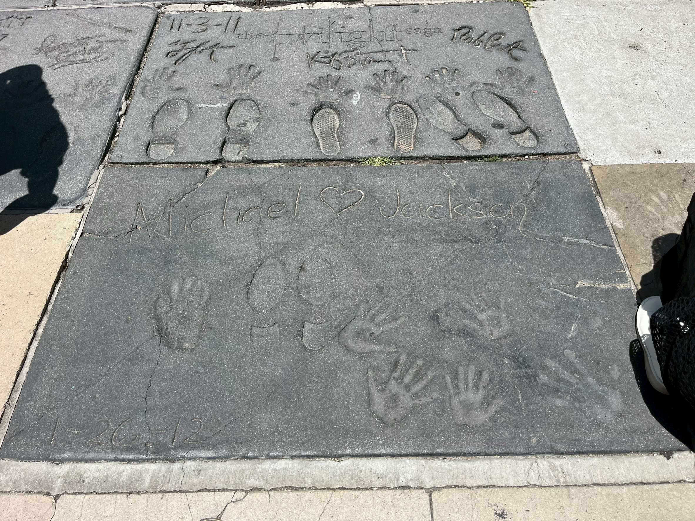 Michael Jackson Tour in Los Angeles | Music Video Locations & Murals - sub photo 19