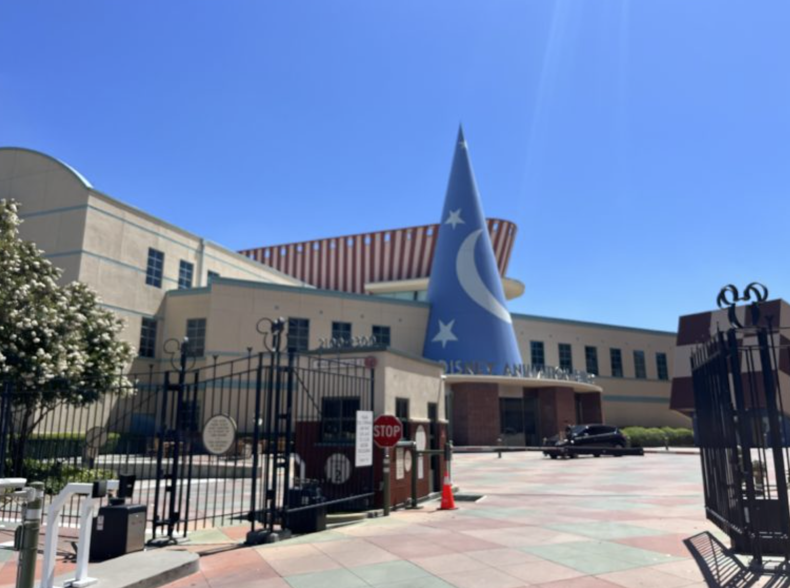 Walt Disney LA Origins Tour | Hollywood & Burbank History Walk - sub photo 15