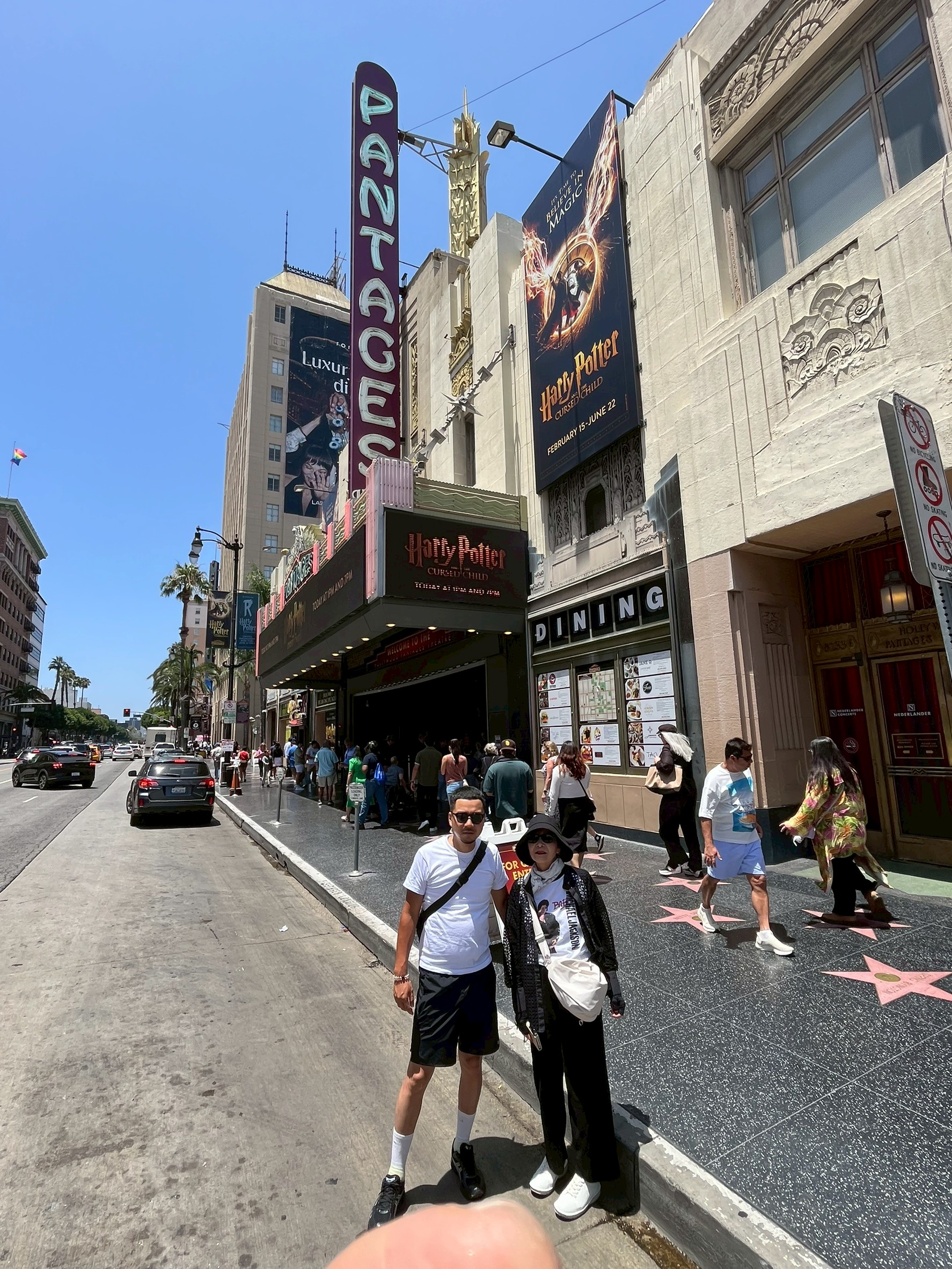 Michael Jackson Tour in Los Angeles | Music Video Locations & Murals - sub photo 12
