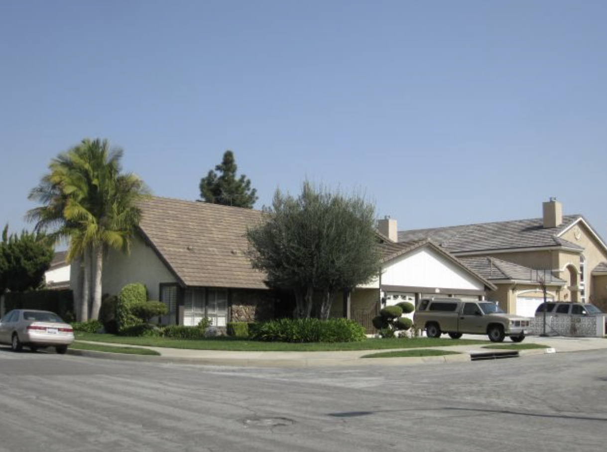 The Carpenters Tour in Los Angeles | Key Locations & Memorial Sites - sub photo 5