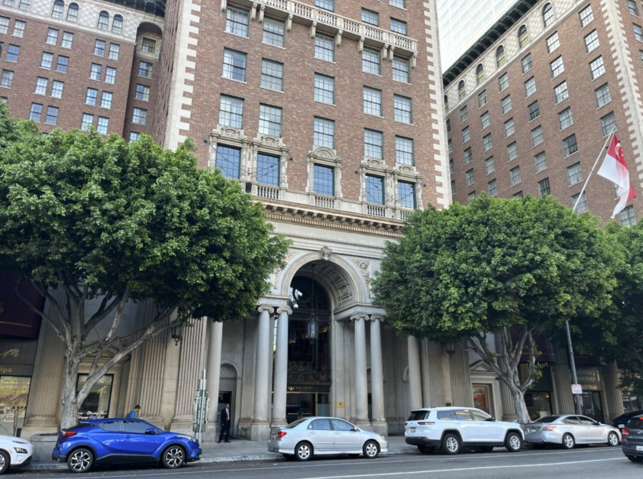 Beverly Hills Cop" Location Tour - sub photo 6