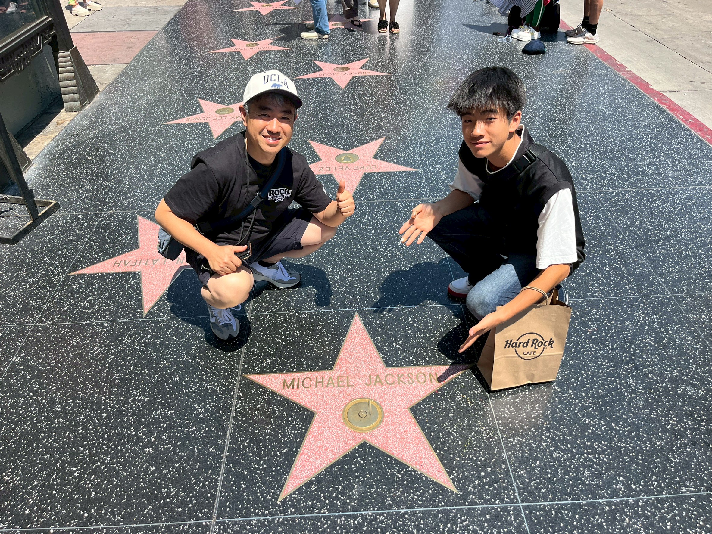 Michael Jackson Tour in Los Angeles | Music Video Locations & Murals - sub photo 20
