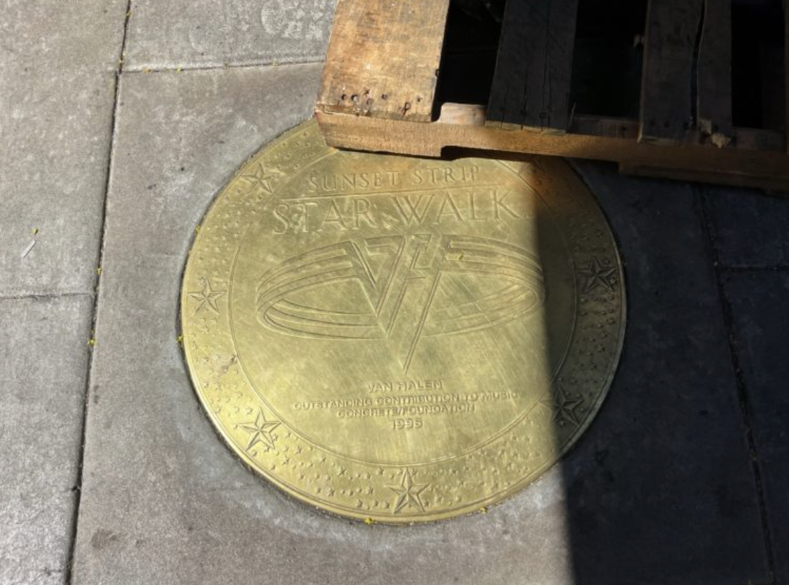Van Halen Memorial Tour - photo 2