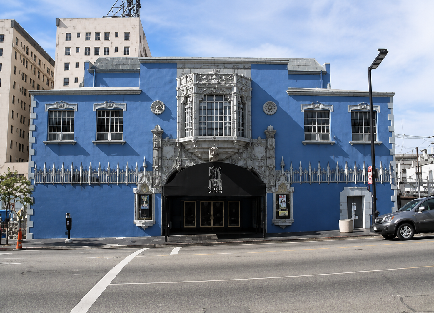 Michael Jackson Tour in Los Angeles | Music Video Locations & Murals - sub photo 13