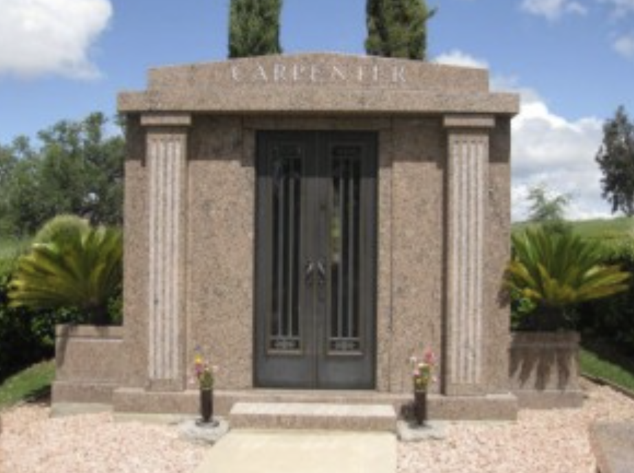 The Carpenters Tour in Los Angeles | Key Locations & Memorial Sites - sub photo 10