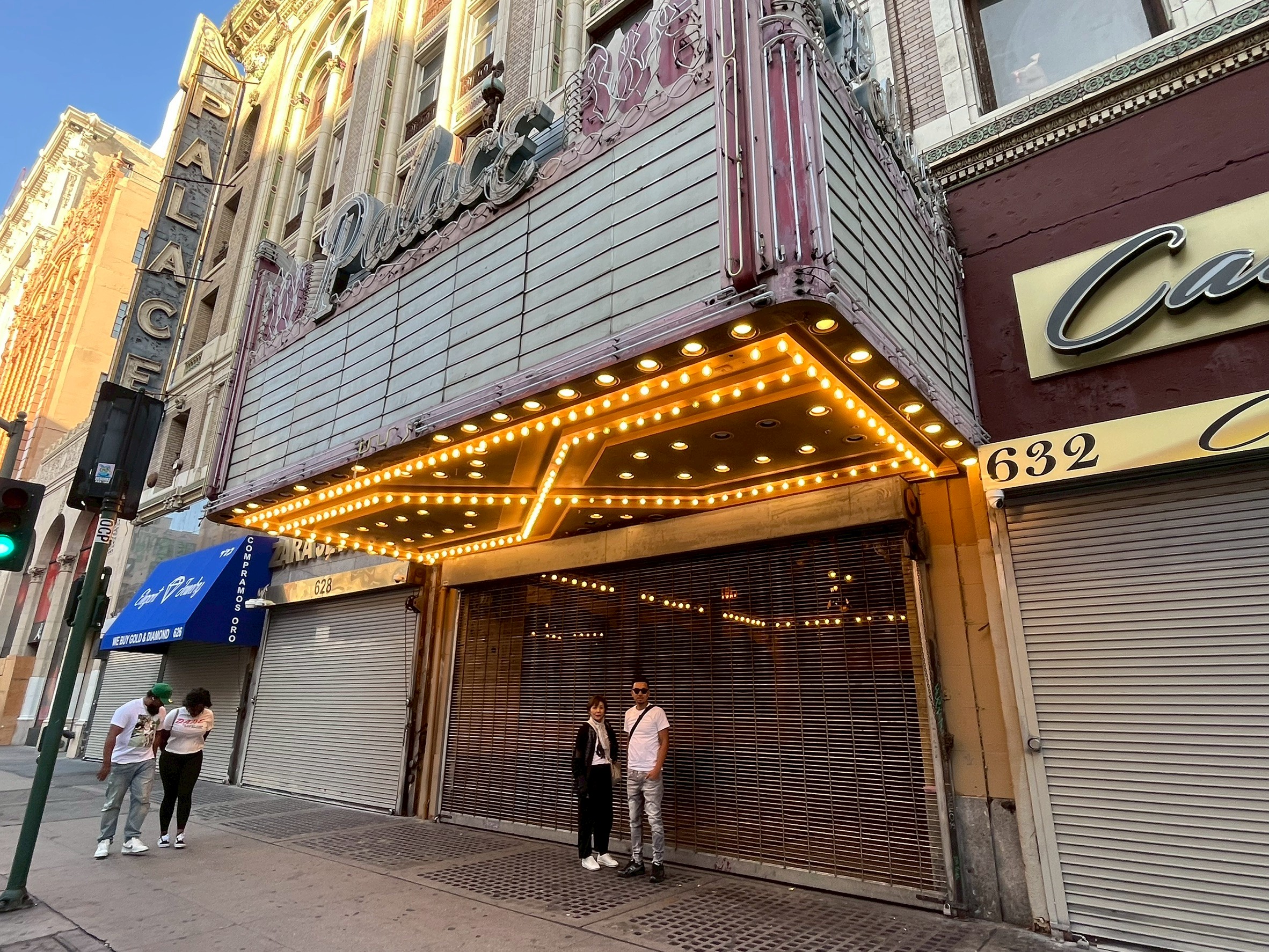 Michael Jackson Tour in Los Angeles | Music Video Locations & Murals - sub photo 32