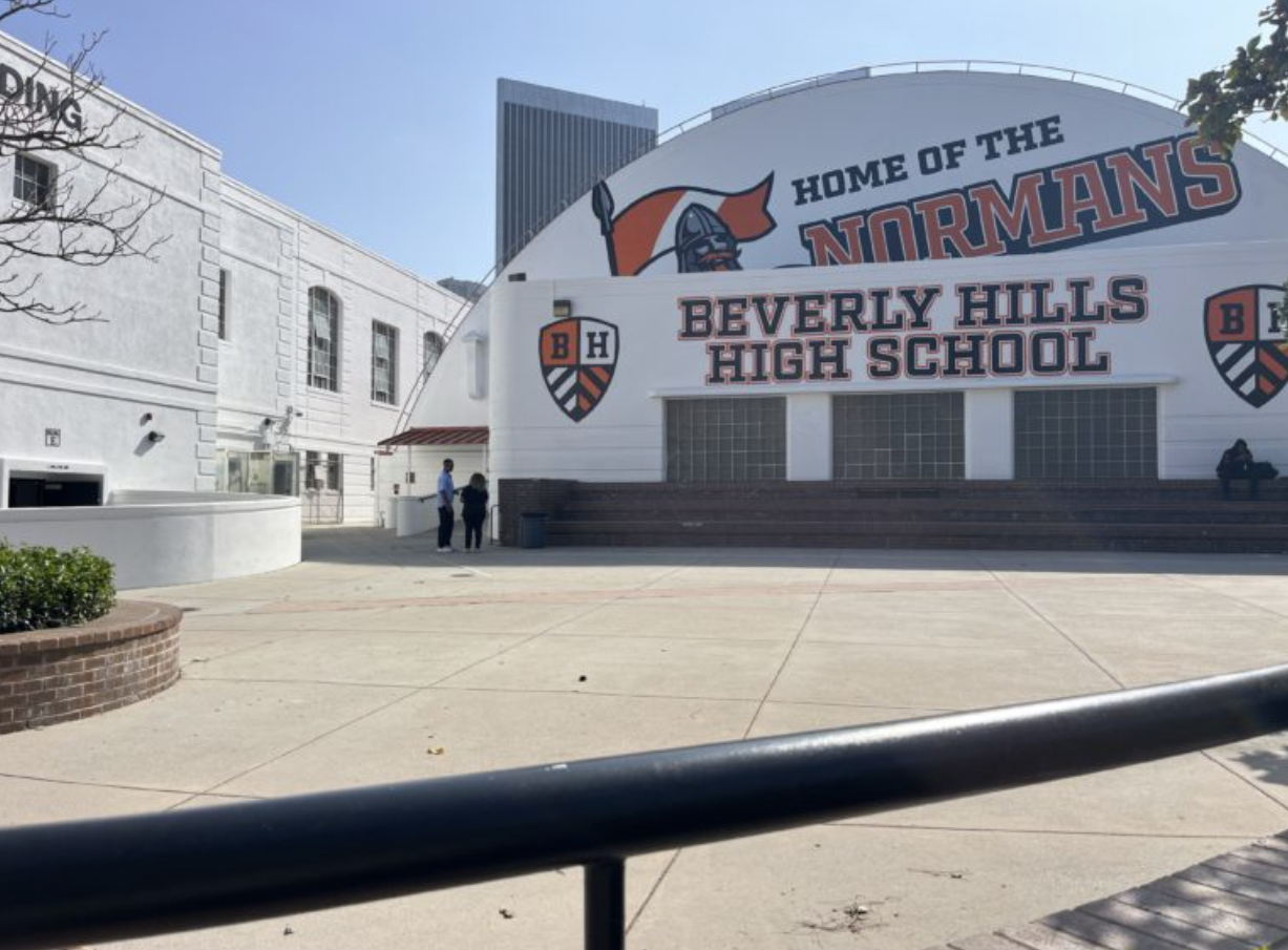Beverly Hills High School White Paper / White Paper of Youth Location Tour - sub photo 9