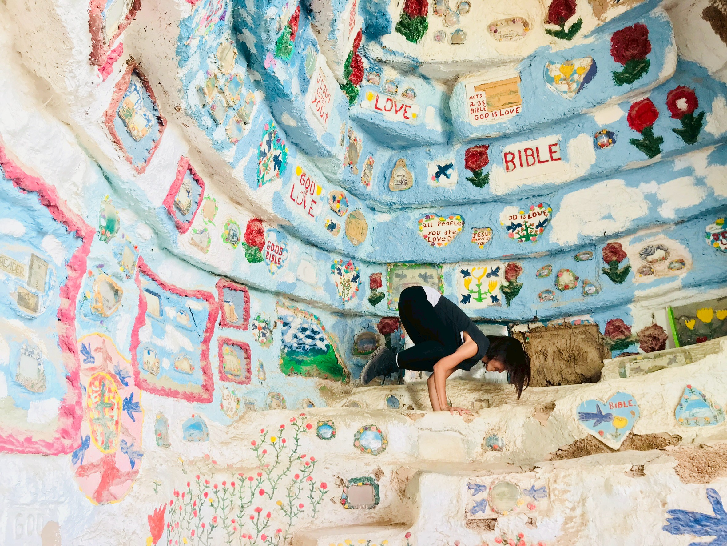 Salvation Mountain & Slab City | Private Tour from Los Angeles with a Guide - photo 3